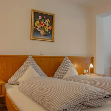 Gaestehaus Familie Gebhard Schaedle Pensión