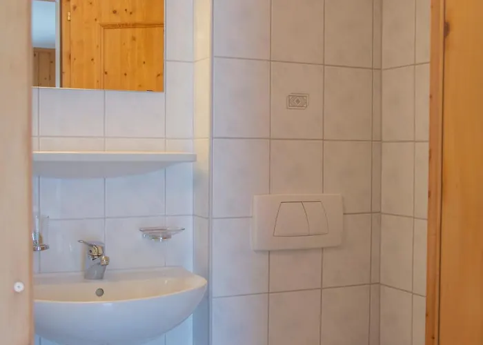 Gaestehaus Familie Gebhard Schaedle 3* Grän