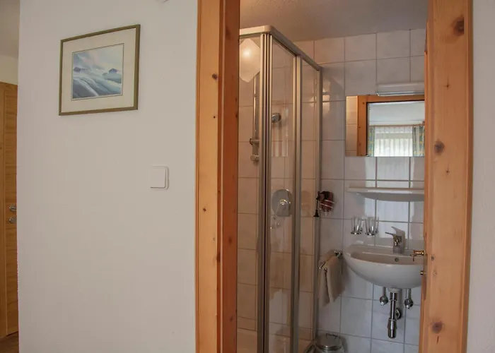 Pensión Gaestehaus Familie Gebhard Schaedle