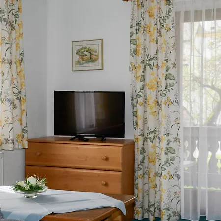 Gaestehaus Familie Gebhard Schaedle Vendégház 3*