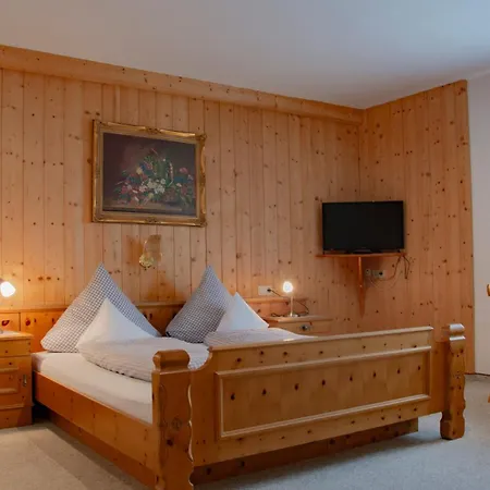 Pensionat Gaestehaus Familie Gebhard Schaedle Grän